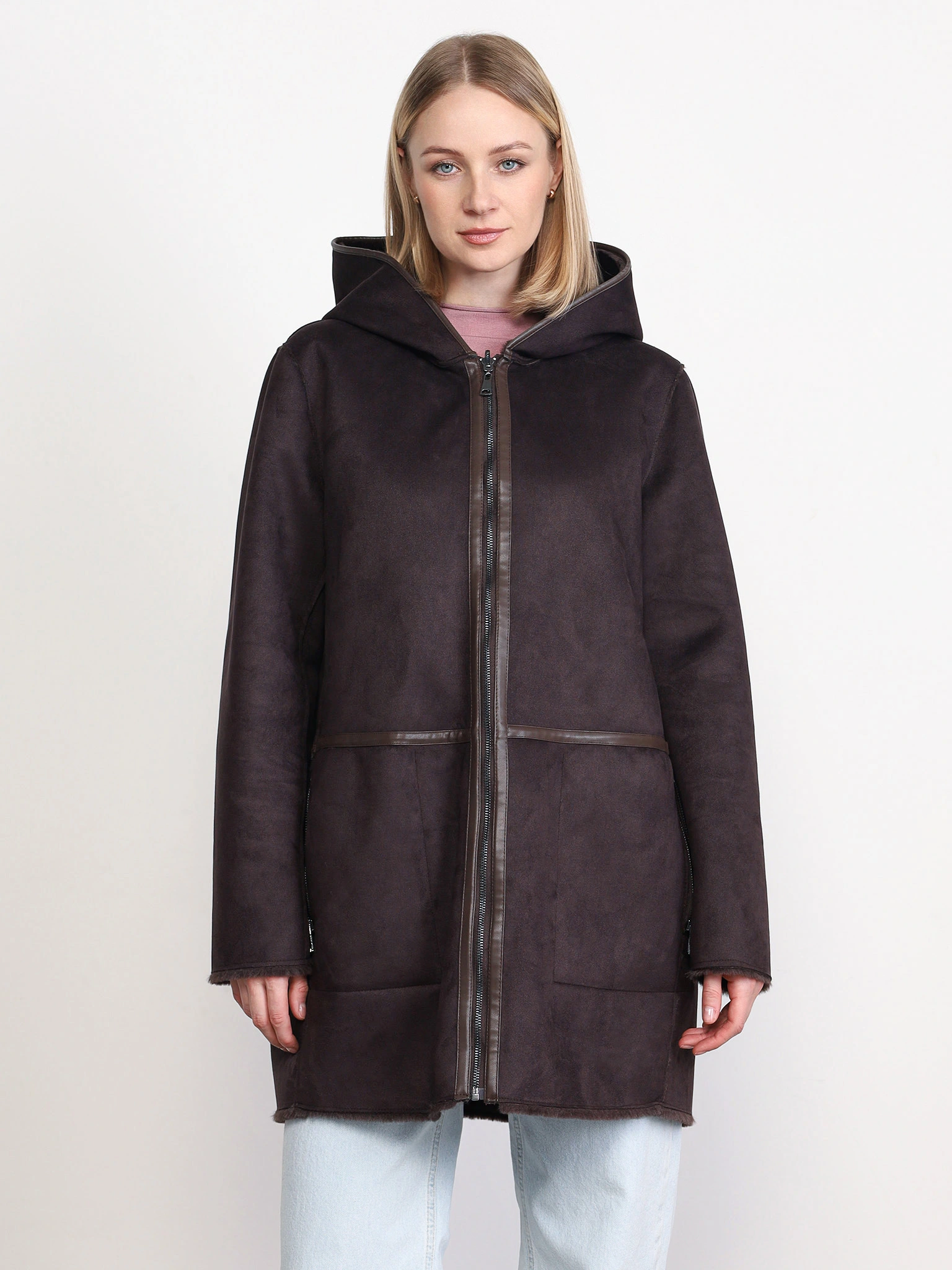 Пальто двустороннее темно-коричневого цвета с капюшоном